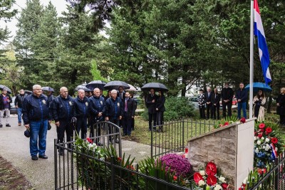 Polaganje vijenaca Bosanka (26).jpg